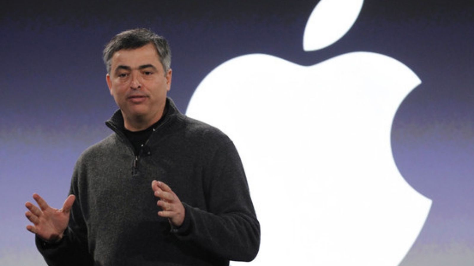 Apple Yöneticisi, İnsanların 10 Yıl İçinde iPhone’a İhtiyaç Duymayacağı Söyledi 2 apple yoneticisi insanlarin 10 yil icinde iphonea ihtiyac duymayacagi soyledi 0 IlL2hKZu