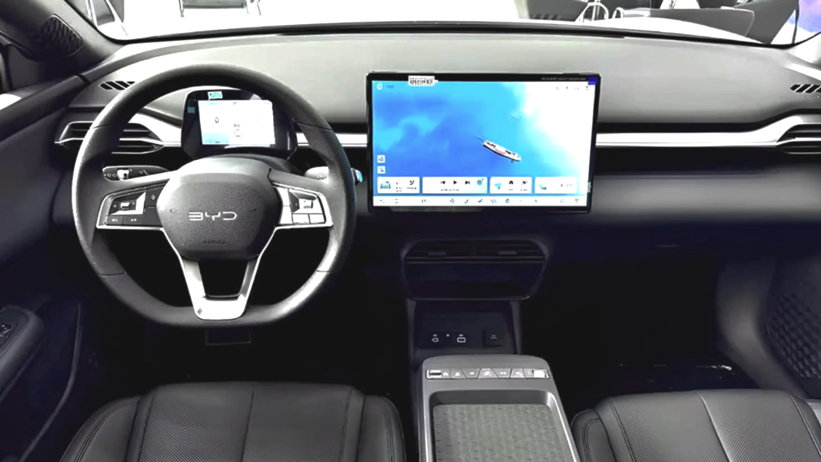 Bütçe Dostu Elektrikli Sedan: BYD e7 2 butce dostu elektrikli sedan byd e7 0