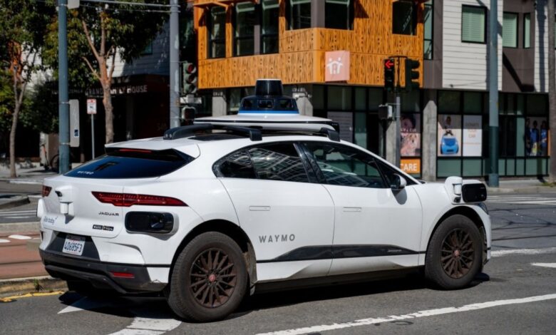 otonom ulasimda yeni donem waymo filosuna binlerce arac ekliyor cPXcAebj