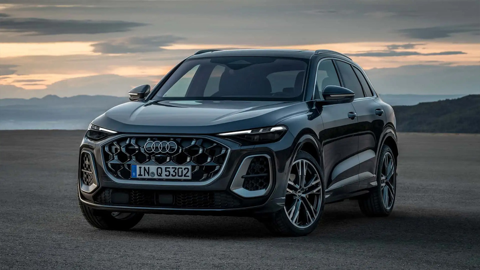 Audi Q5 e-hybrid: Hibrit Teknolojide Çığır Açan Bir SUV 3 audi q5 e hybrid hibrit teknolojide cigir acan bir suv 1