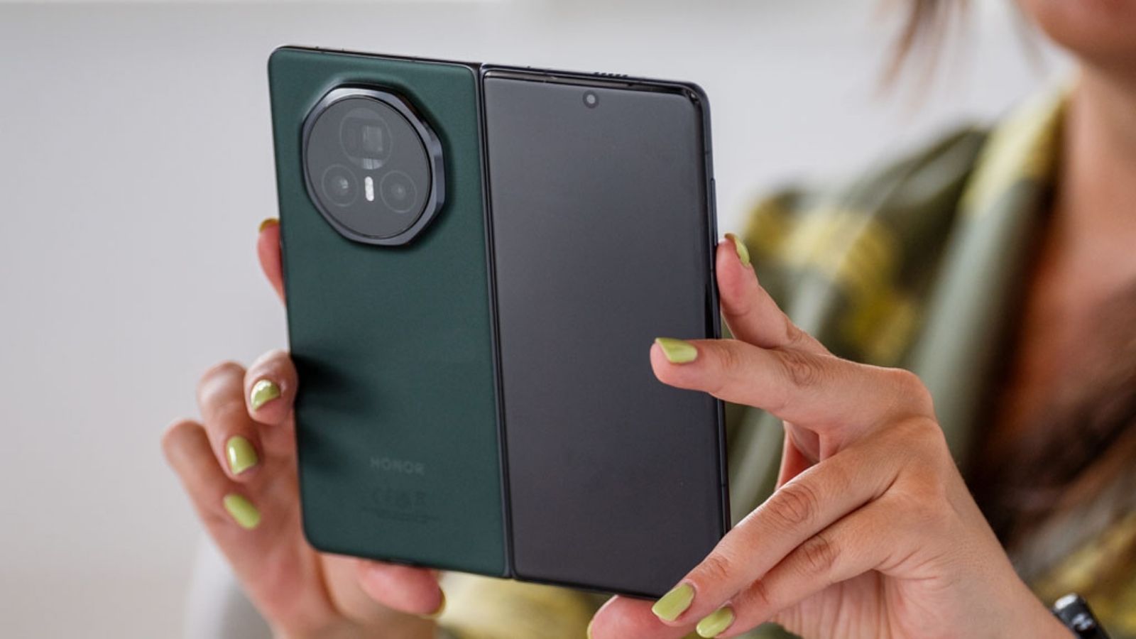Honor Magic V5: Katlanabilir Telefon Yarışında Yeni Rakip 2 honor magic v5 katlanabilir telefon yarisinda yeni rakip 0 rOqeiZi1