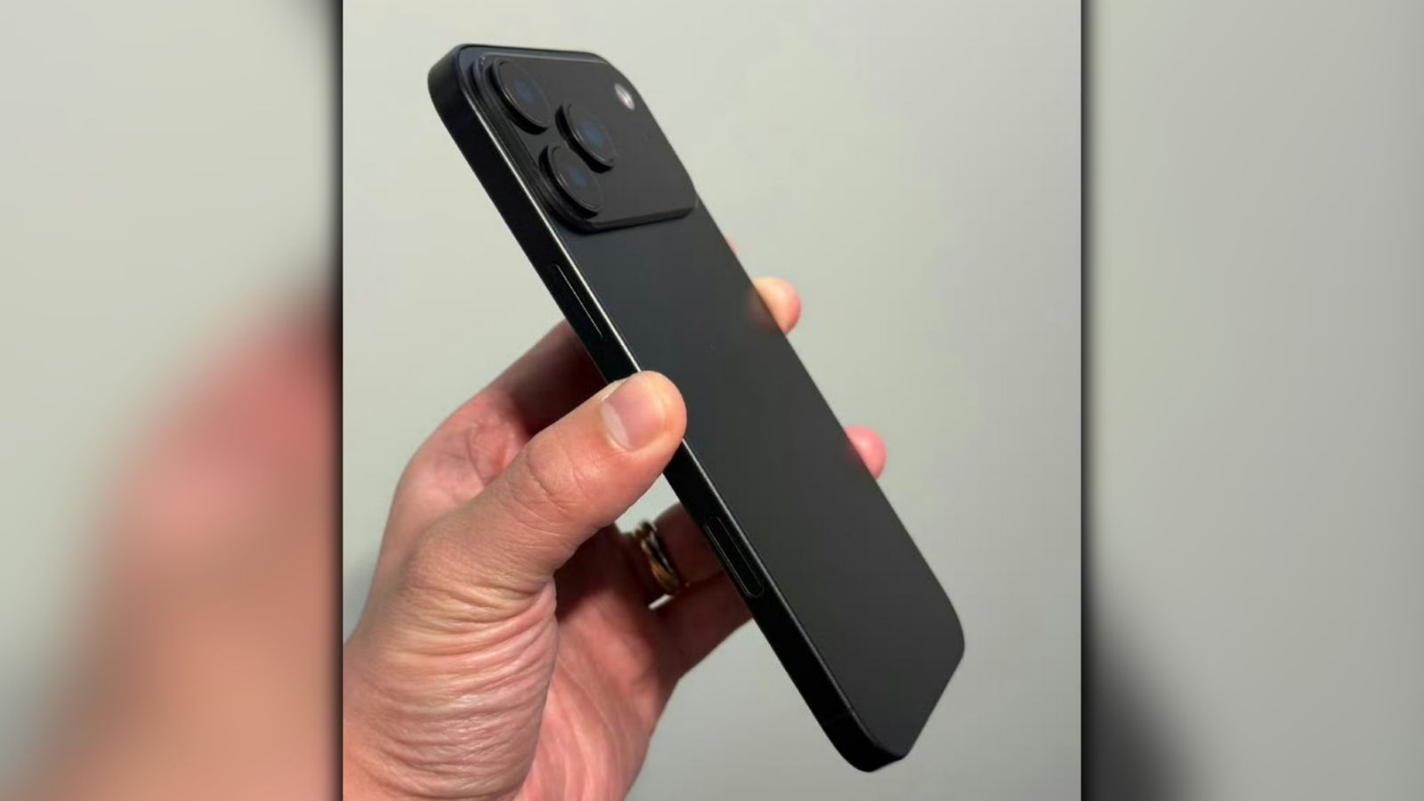 iPhone 17 Pro’nun Yeni Fotoğrafları Paylaşıldı 3 iphone 17 pronun yeni fotograflari paylasildi 1 ENkKgeHa