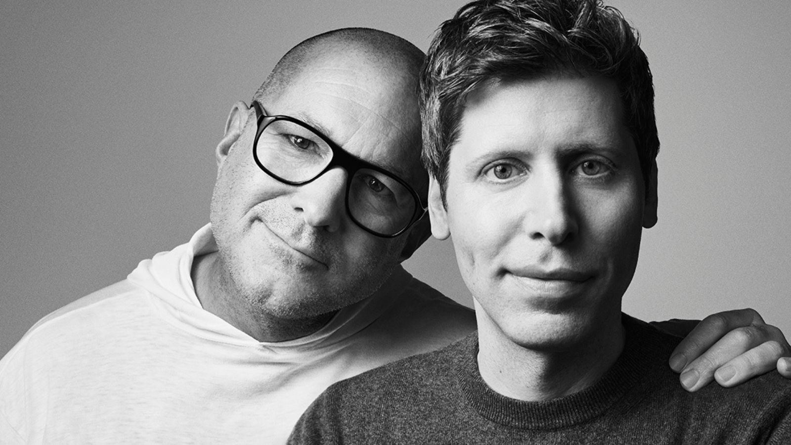 OpenAI ve Jony Ive’ın Ortak Girişimi “io” Sessizliğe Büründü 1 openai ve jony ivein ortak girisimi io sessizlige burundu UdSVmMDk