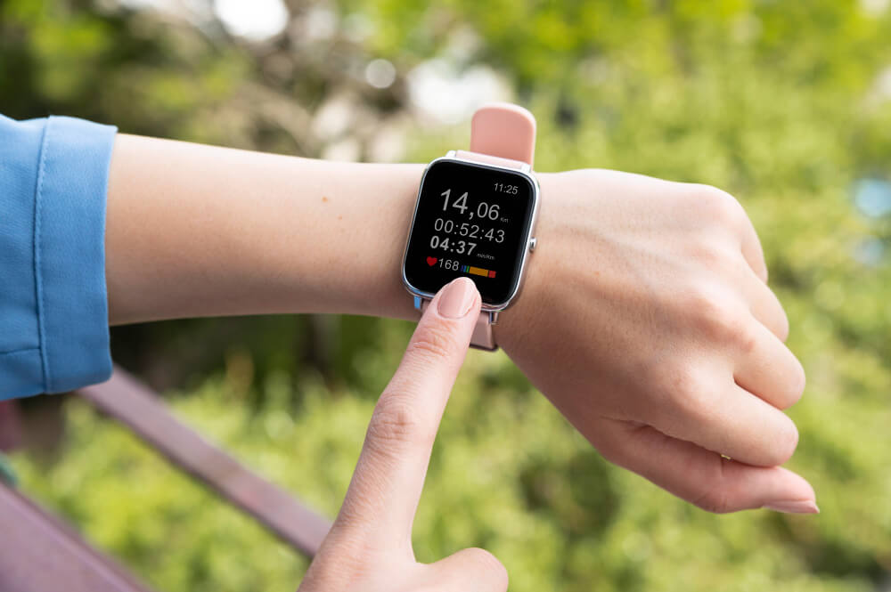 apple watcha kamera geliyor s6LEBHV5