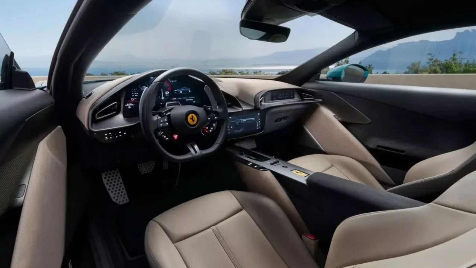 ferrari amalfi modelinin tanitimini yapildi 0 u1UllshH
