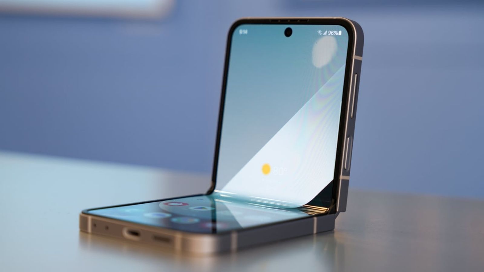 Galaxy Z Flip 7’nin 21:9 Ekranı Sinema Keyfi Sunuyor 2 galaxy z flip 7nin 219 ekrani sinema keyfi sunuyor 0 Lg917yH2