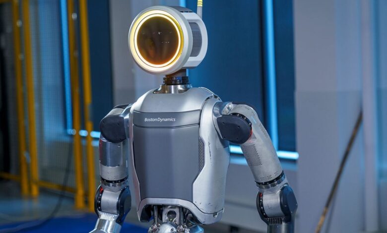 boston dynamics atlas ev islerinde asistan oluyor WrhAJMAh