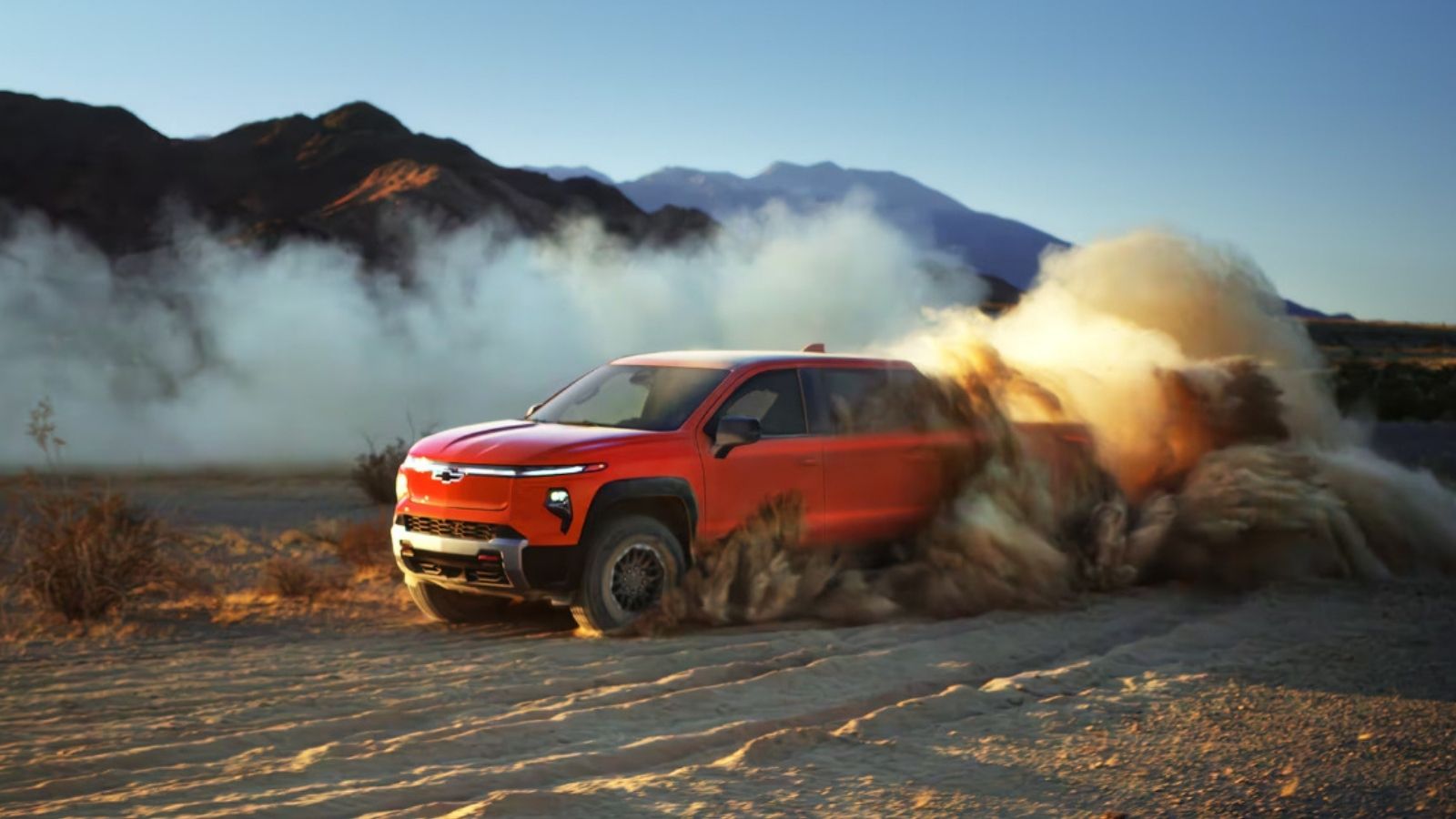 Chevrolet Silverado, Tek Şarjla Dünya Rekoru Kırdı 1 chevrolet silverado tek sarjla dunya rekoru kirdi PnrsaZkF