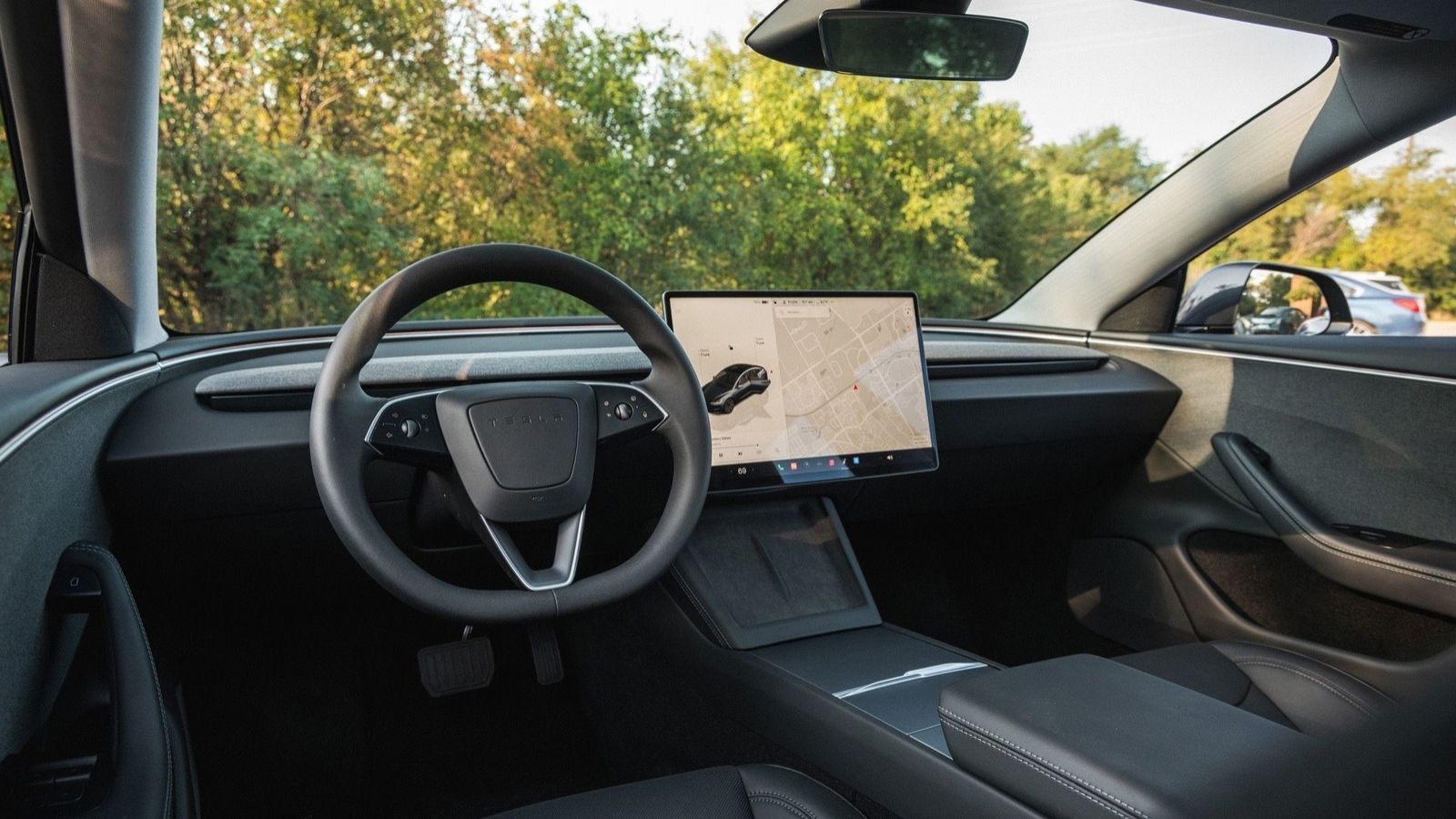 tesla model 3 artik geleneksel sinyal kolu sunuyor 0