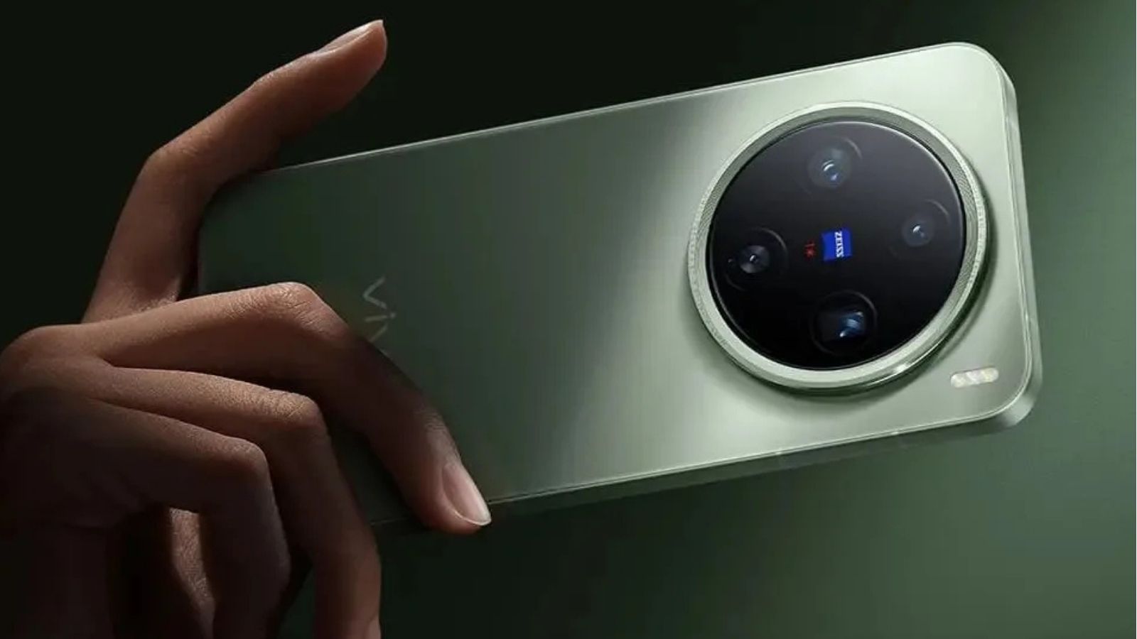 vivo Y500 Dev Bataryasıyla Gündemde 2 vivo y500 dev bataryasiyla gundemde 0 utly8fKO