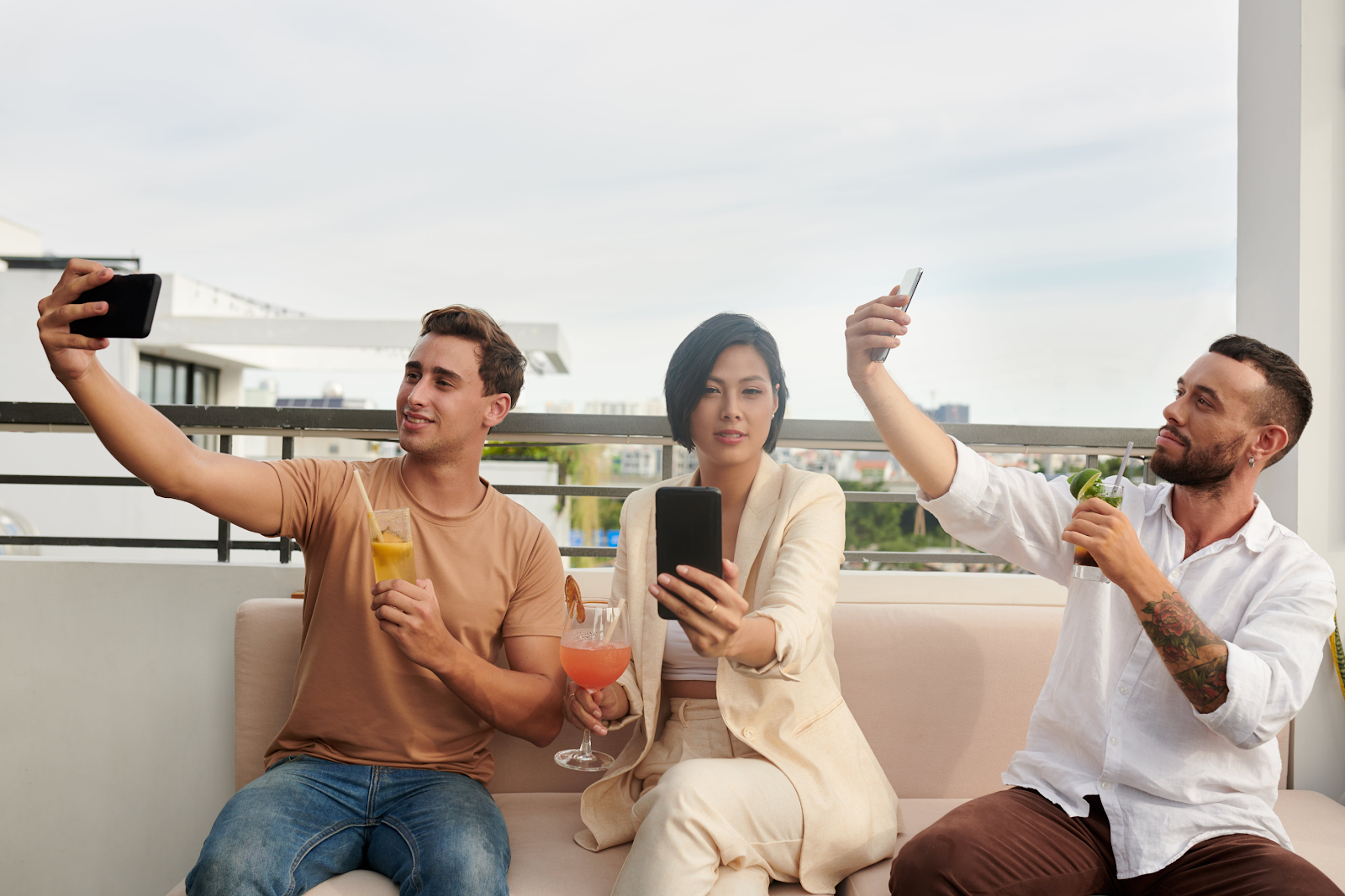 Apple’ın Yeni Gözdesi Olabilir: iPhone 17 Air’den Neler Bekliyoruz? 1 applein yeni gozdesi olabilir iphone 17 airden neler bekliyoruz JnMOq842