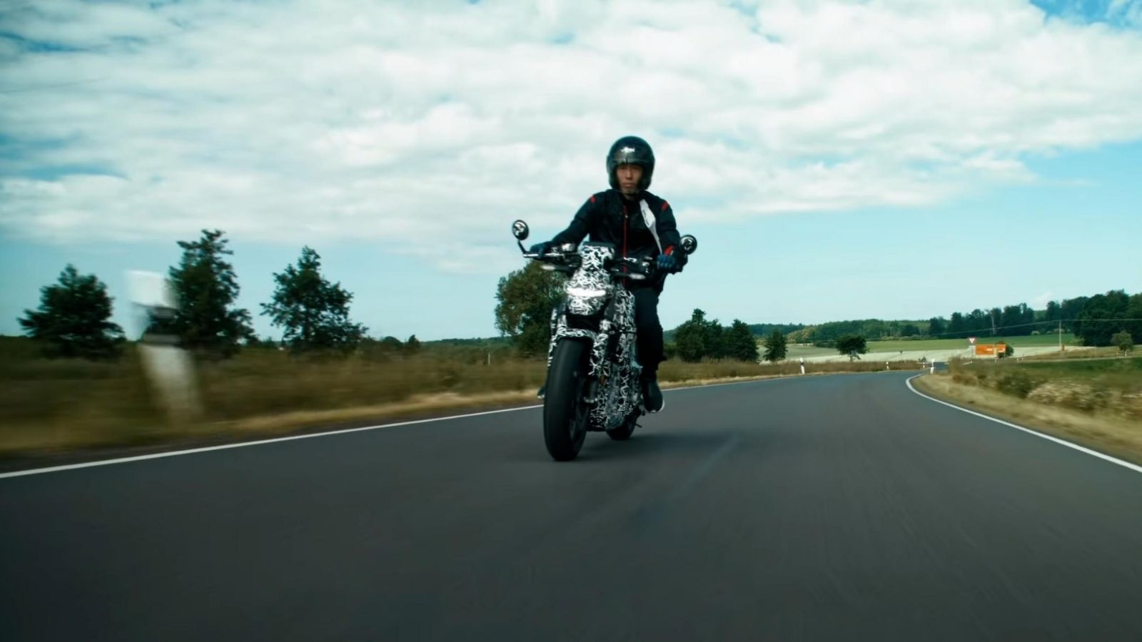 honda hizli sarjli elektrikli motosikletini bu ay icerisinde tanitacak 0 ZPNjpXnH