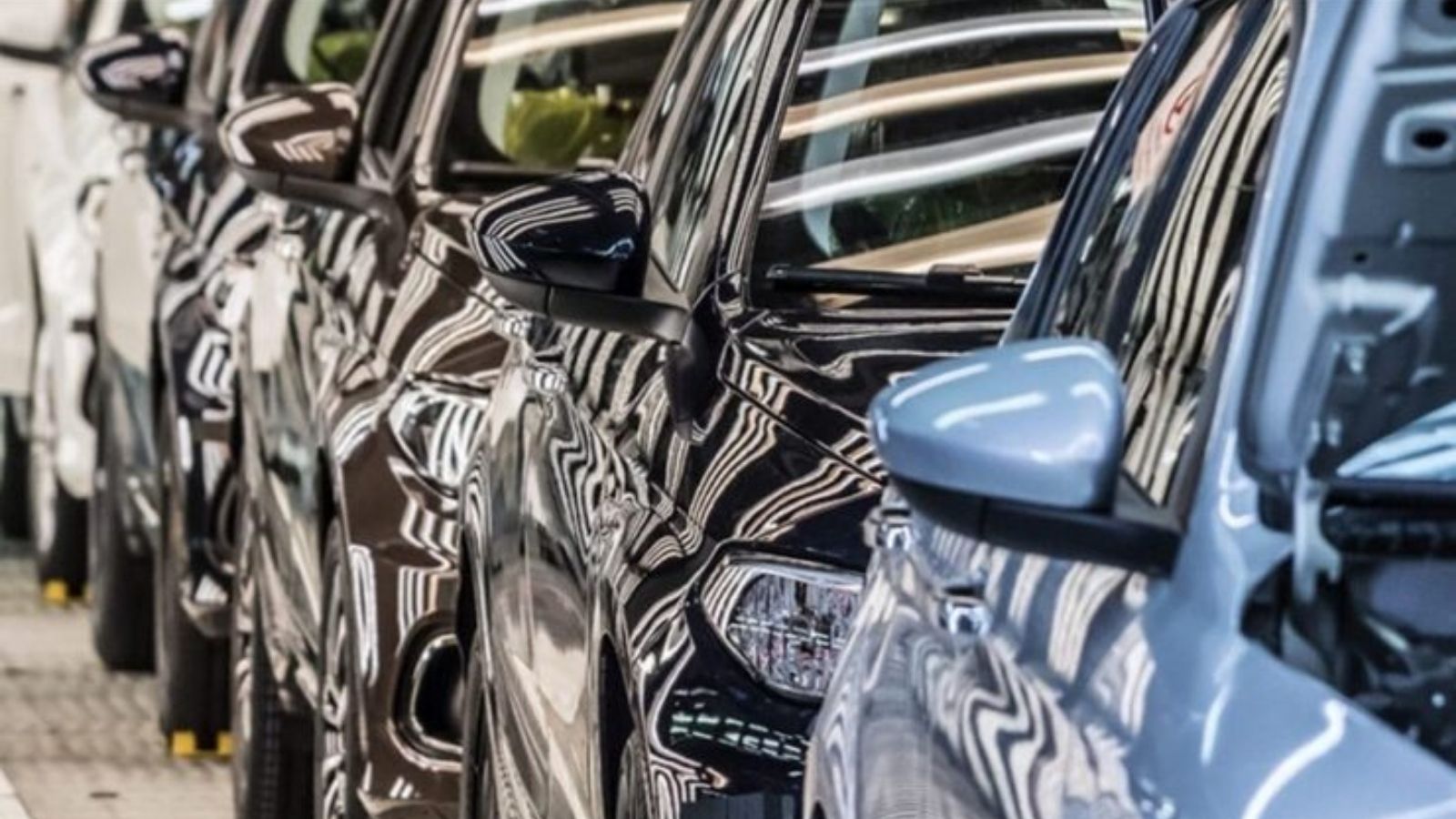 İthal Otomobillere Yeni Ek Vergi Düzenlemesi Yayımlandı 1 ithal otomobillere yeni ek vergi duzenlemesi yayimlandi Jsj8FLKT