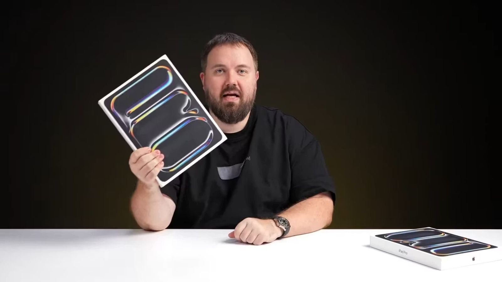 m5 ipad pro tanitimdan once kutuda gorundu 0 MMynKh8I