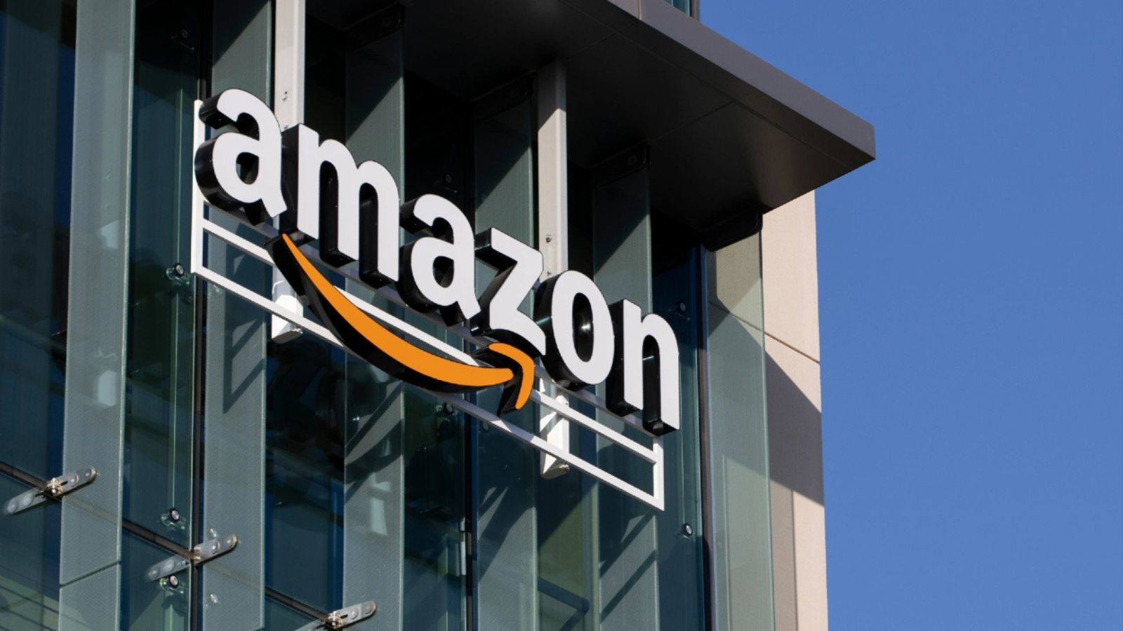 amazondan dev isten cikarma karari binlerce beyaz yakali etkilenecek W6NSihpj
